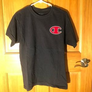 Black/red champion t shirt
